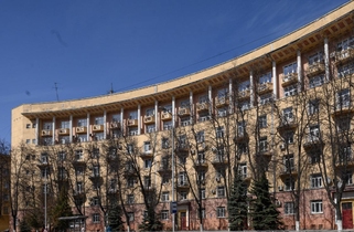 Радиусный дом