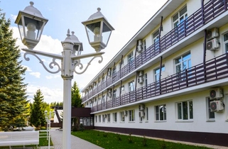 Загородный отель «Дубки»