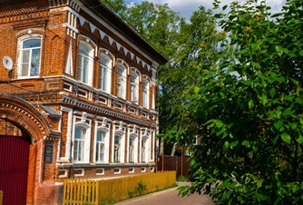 Прогуляться по улице Брагина