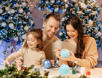 The Ariel glass Christmas tree decoration factory