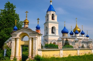 Спасо-Преображенская церковь в Пурехе
