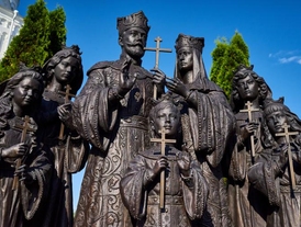 The Monument to the Royal Family