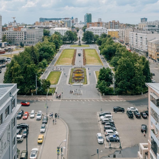 Площадь Горького