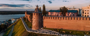 Отправиться на аудиоэкскурсию на электромобиле по Нижегородскому кремлю 