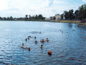 The Embankment of the Verkhne-Vyksa Pond
