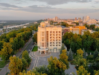 Verkhne-Volzhskaya embankment