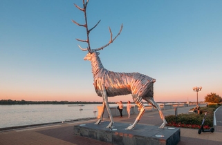 Скульптура «Олень»