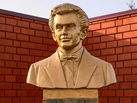 Памятник Рашиду Вагапову