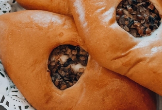 Nearby, have a delicious and inexpensive bite to eat at the Rus cafe