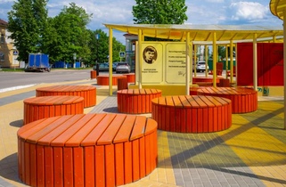 Площадь Корнилова