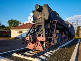 Monument to the steam locomotive