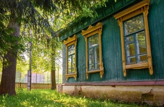 Kondratovs’ Zemstvo School