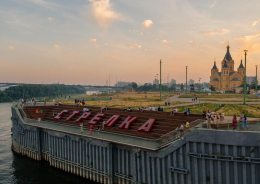 «Царственно поставленный город» I Речная экскурсия на «ЭкоходЪ 3»