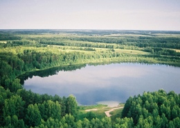 Озеро Светлояр и Шереметевский замок
